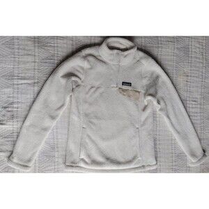 Patagonia Cream White Fleece Pullover with Chest Pocket